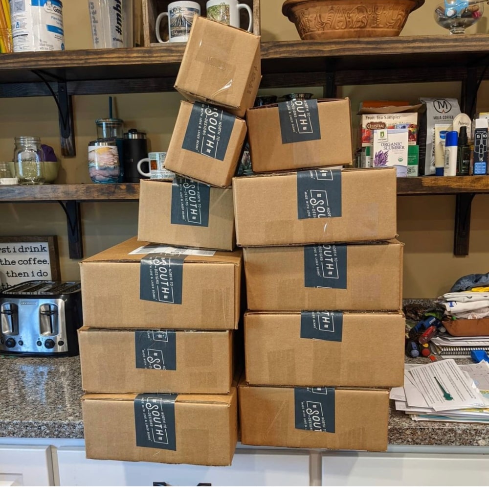Sellvia Suppliers: North to South Designs shows packages ready to ship