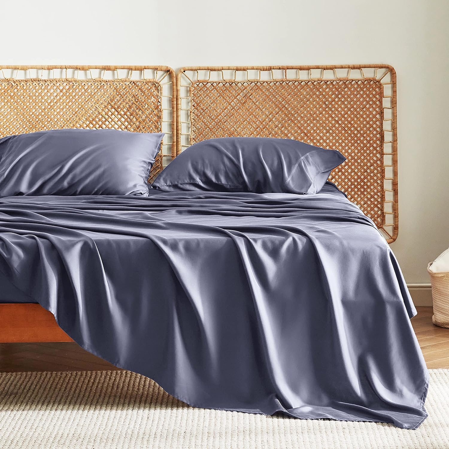 a picture showing one of the best november products to sell in 2023 -- bamboo bed sets