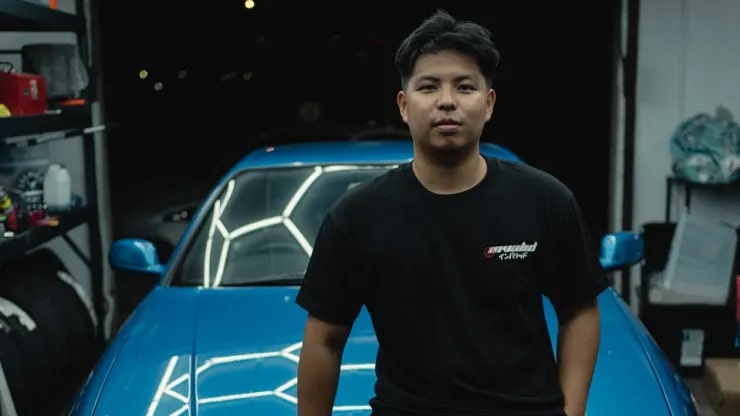 Photo of Jayson Siu and a car